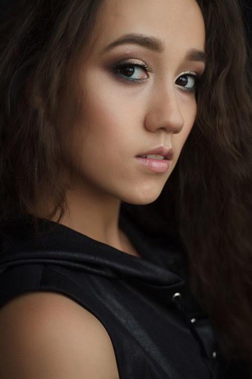 Дорогие девушки?  Приглашаю вас на индивидуальный курс Безупречный Макияж для Себя со скидкой 4000 за 4 занятия! 05