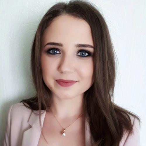 Модель!  В приоритете выберу того, кто сделал репост? 01