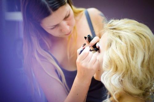 Внимание!  Формируются наборы в следующие группы: Простые Причёски на Каждый День длительность курса 4 часа. 05