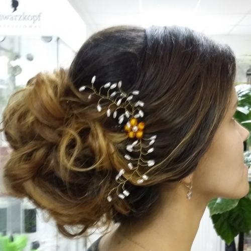 Объёмные причёски, пляжные локоны, ломаные локоны, предстоящий тренд будущего сезона 2017 г. 02