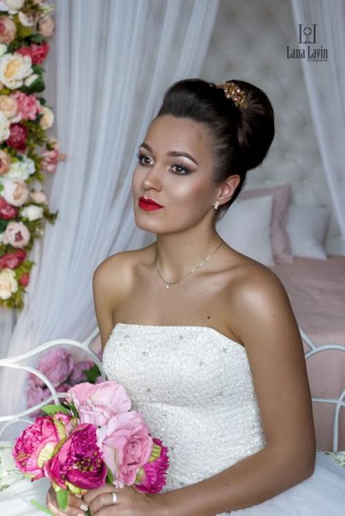 Второй свадебный образ невесты и художественная фотосессия Анастасии. 01