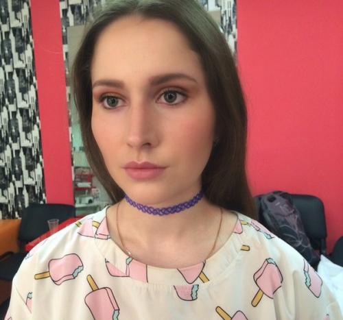 Нужны модельки на макияж прическа (600 руб) для пополнения портфолио. 02