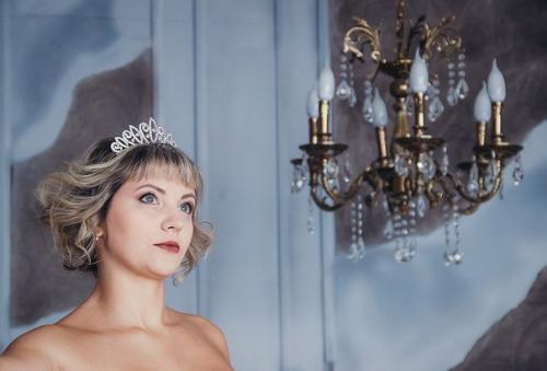 Милые девушки?  Услуги стилиста на ваше торжество предлагаю! 02