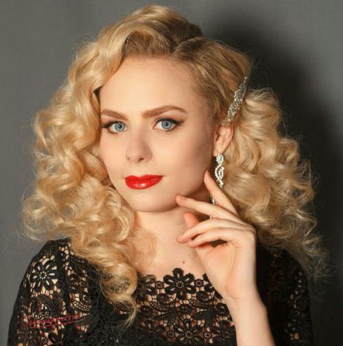 Ищу моделей!  Я стилист - визажист ищу моделей на профессиональный макияж и прически! 05