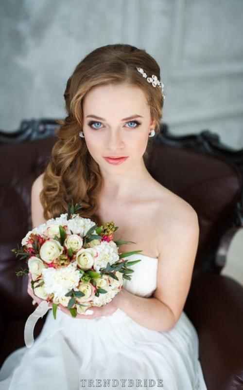 1. Москва. 2. модель. 01