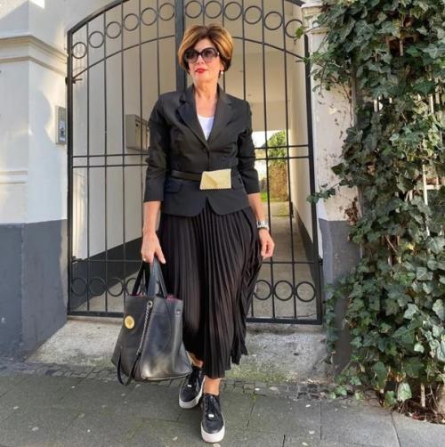 Лучше выглядеть модной леди, чем бабушкой неопределённого возраста. 04