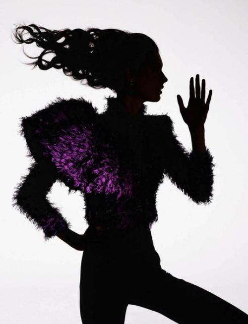 Festive Fairytale: марте мей ван хастер в фотосессии Виктора хорстинга и Рольфа снорена для Vogue Netherlands December 2015. 01