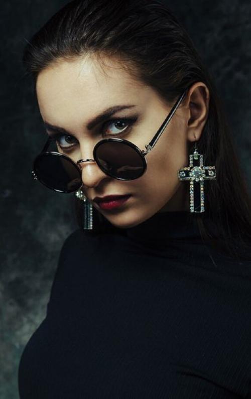 Красотки?  Открыта предновогодняя запись на макияж и причёски/локоны? 02