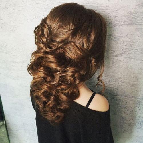 Модели на макияж и прическу для портфолио нужны. 02