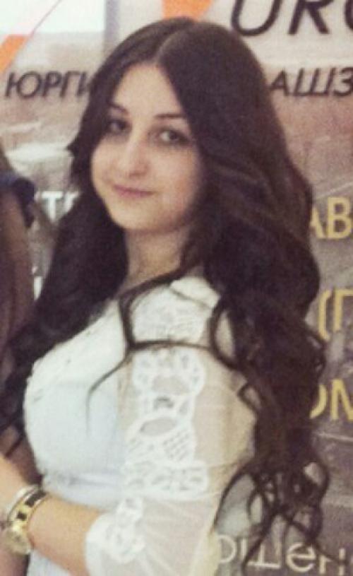 Дорогие девушки?  Нужны модели на локоны, прически и различные плетения. 04