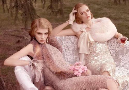 Намечается веселый праздник и сразу возникает вопрос, что одеть на вечеринку? 09