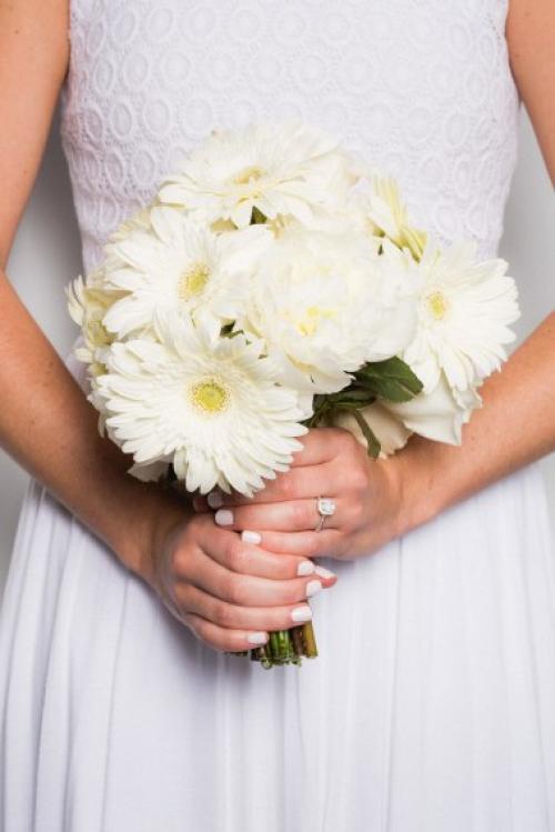 Как выбрать модный свадебный маникюр 2016: идеи и тренды. 01 Как выбрать модный свадебный маникюр 2016: идеи и тренды. 01