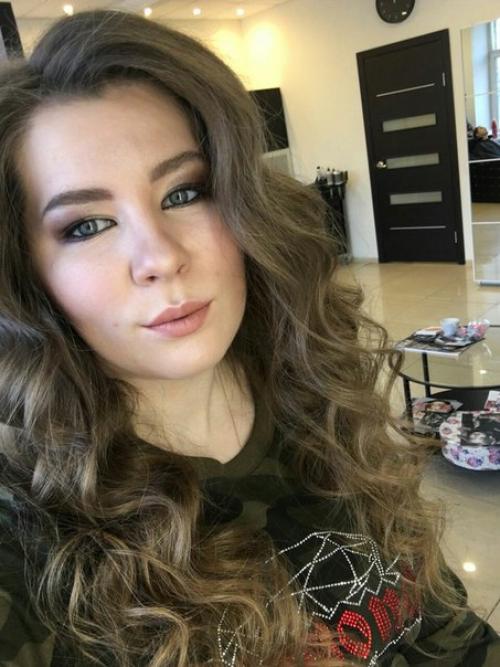 Новогодние образы?   Локоны+ макияж от 1300 р. 01