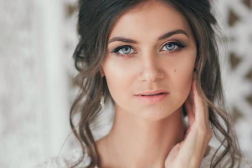 Дорогие девушки!  Освободилось 2 места на 31 декабря на макияж + причёска! 03