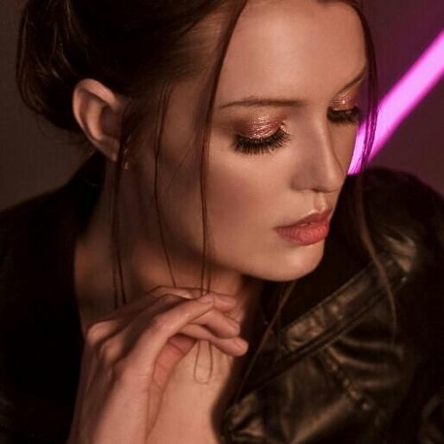 Нужны модели на макияж, причёски, локоны 750 р. (одна услуга); свадебный образ - другое предложение. 07