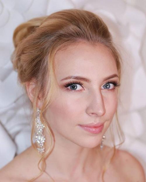 Тссс. Не кому не говори, что у нас лучшие укладки и мейкапы! 01 Тссс. Не кому не говори, что у нас лучшие укладки и мейкапы! 01