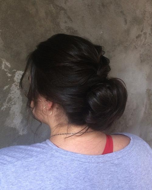 Побалуйте себя. Локоны, прическа 900, укладка на короткие волосы 500, макияж 800. 05