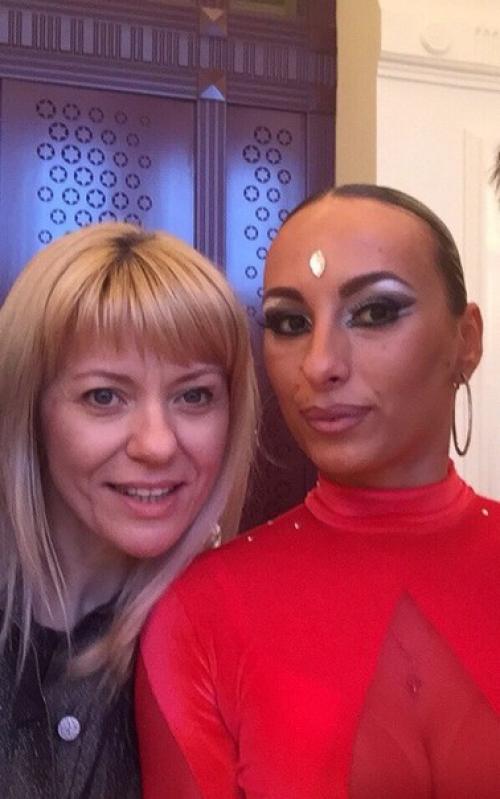 Спасибо моему тренеру ежовой Елене Александровне за создание восхитительного образа, за помощь в пошиве костюмов, за супер прическу и макияж. 06