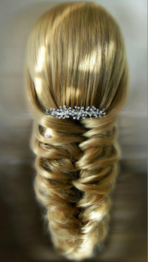 Прически на основе локонов. 09