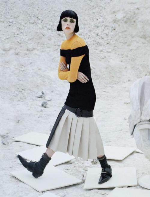 Check - Mate: Эди Кэмпбелл в фотосессии Тима Уолкера для Vogue Italia December 2015. 06