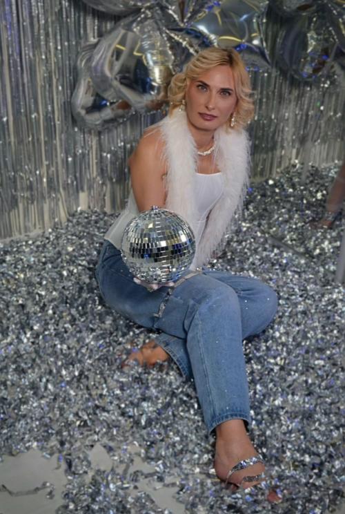 До конца декабря не известно, появятся окошки или нет. 01