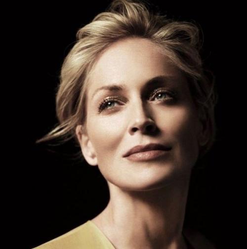 Секреты красоты от 10 известных женщин. 04