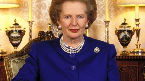 Любовь многих женщин к жемчугу очень сильна, и правда, это уникальный камень, не требующий огранки, он уже рожден совершенным. 06