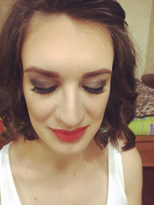 Девочки, нам требуются модели для отработки скорости объемных причесок таких как на фото и модели на макияж (все работы на фото наши). 03