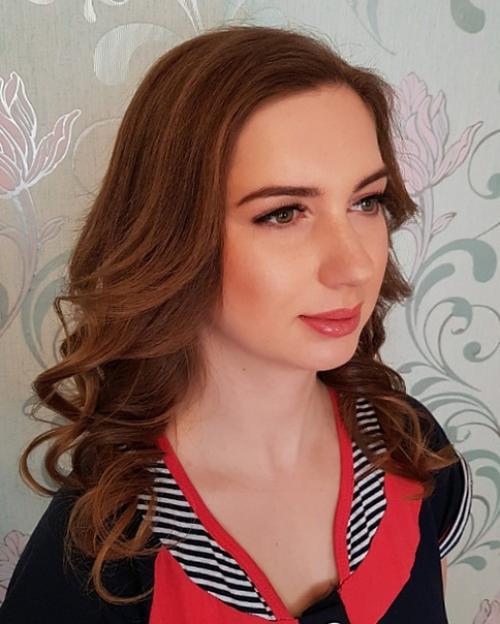 Побалуйте себя. Локоны, прическа 900, укладка на короткие волосы 500, макияж 800. 08