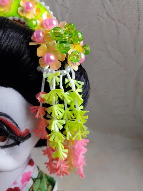 Занимаясь куклами - лягушками, всегда считала, что на голове не должны быть волосы (тогда это уже не лягушка. 02