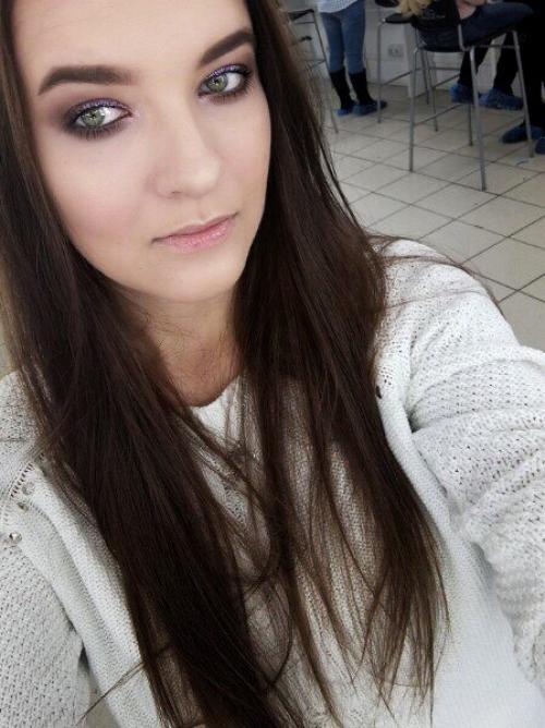 Дорогие девушки, мне срочно нужны модели на макияж и причёски. 09