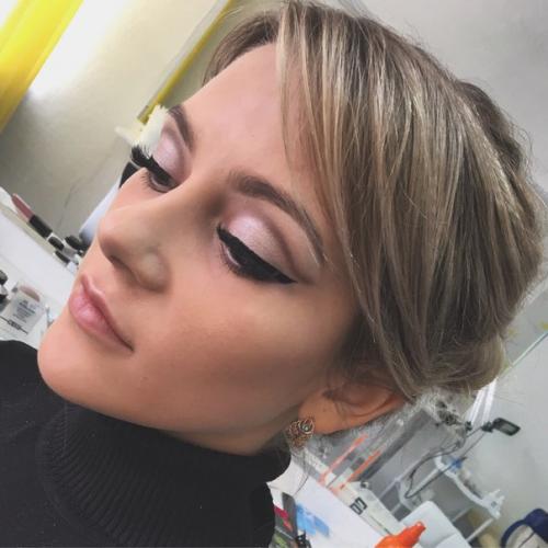 Ищу модель для пополнения портфолио на причёски, профессиональный макияж (свадебный, дневной, вечерний, для фотосессии) оплата только материала! 04