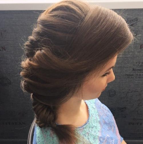 Милые девушки?  Наступают праздники, и я буду рада помочь вам в создании образа по любому поводу: 02