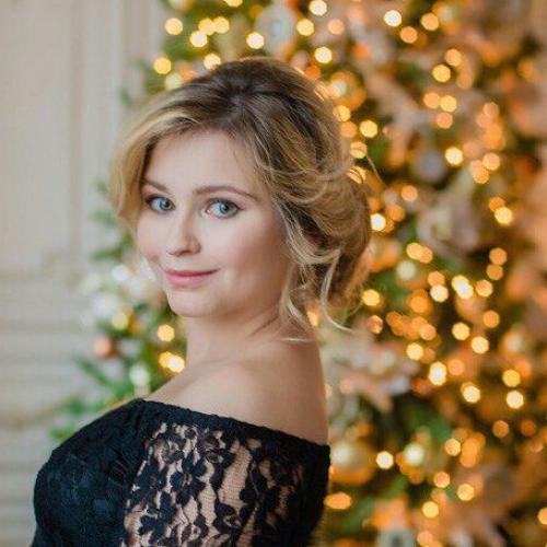 Все подробности вы найдёте в моей группе по макияжу и причёскам пожалуйста! 05