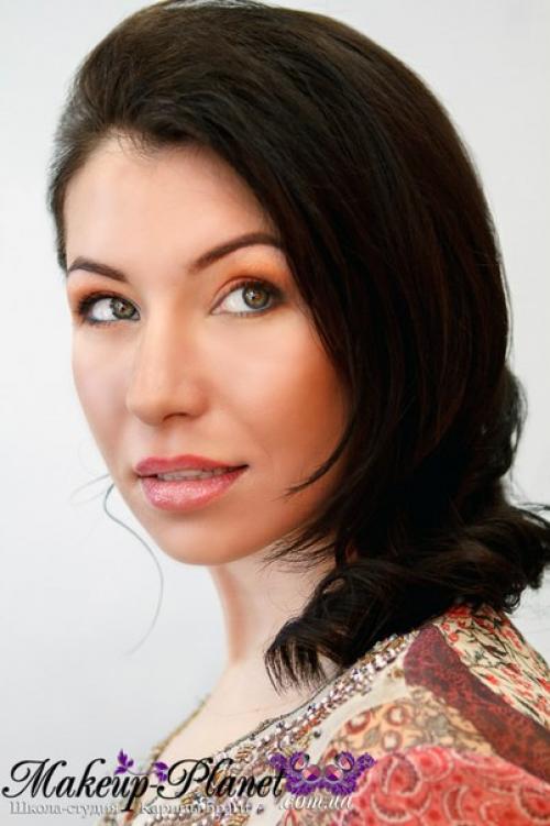 Днепр!   Завтра в 12: 30 мы делаем нежнейший свадебный макияж! 03