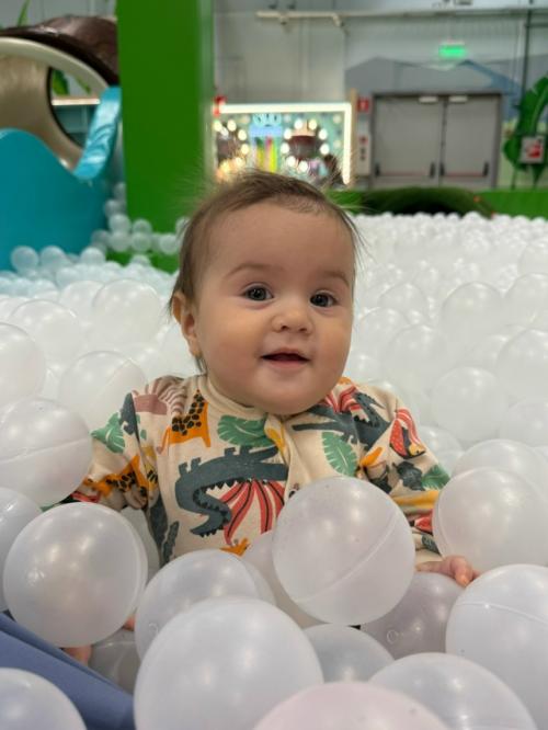 Хотите Оживить свои фотографии и получить короткий мультфильм, где вы (или близкие) выглядите как персонажи аниме, 3D-мультика или комикса? 01