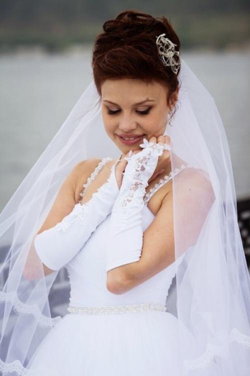 Дорогие невесты!  Активно ведется запись на свадебный образ (прически, макияж). 01