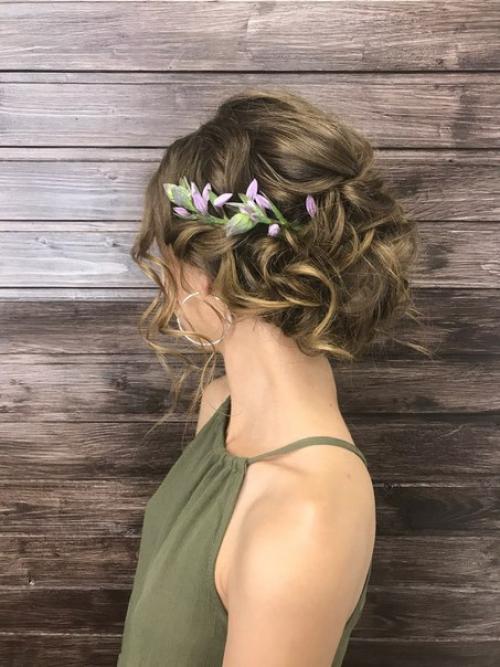 Ищу моделей/клиентов для отработки навыков и пополнения портфолио на различные прически и укладки - от 400 р. 01