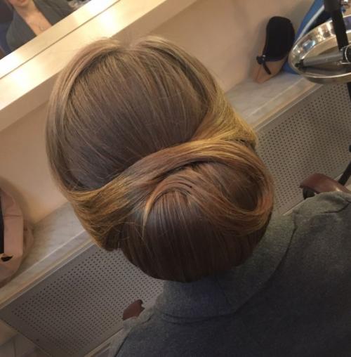 Милые девушки?  Наступают праздники, и я буду рада помочь вам в создании образа по любому поводу: 04