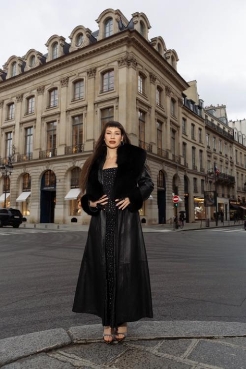 Это был образ для второго показа, который проходит в тот же день что и первый. 04