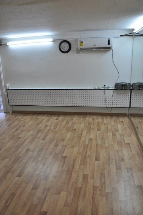 В почасовую аренду зал для ваших занятий сдаётся! 04 В почасовую аренду зал для ваших занятий сдаётся! 04