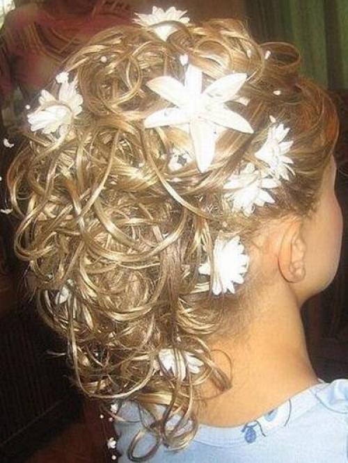 Любая женщина всегда желает выглядеть стильно, непревзойденно каждый день, не зависимо от социального положения и возраста. 01