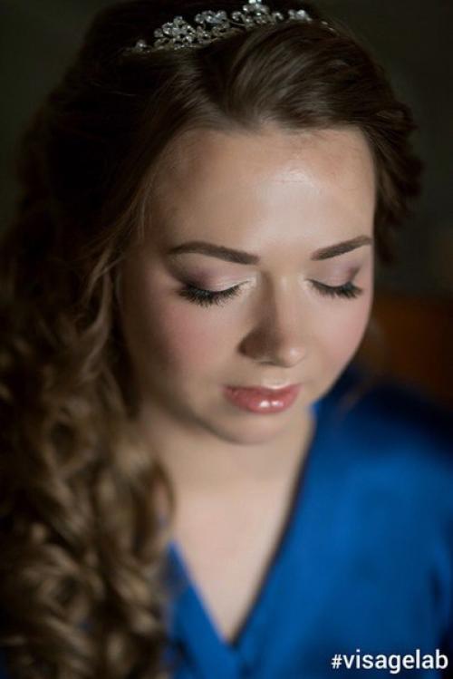 Стилист - визажист с выездом на? 02 Стилист - визажист с выездом на? 02