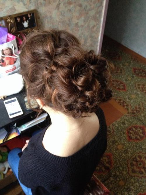 Дорогие девушки?  С сегодняшнего дня ведётся запись на последний звонок и выпускной? 04