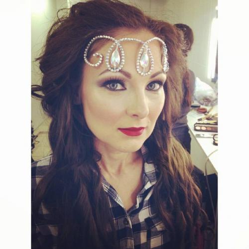 Милые дамы!  Для вас действуют следующие скидки: 01