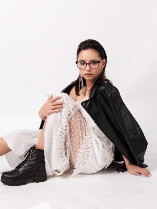 Модель: Лиза. Фотограф: Алена Лазарева. 01