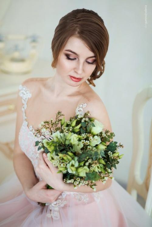 Эта девушка с обложки, беззаветно мною любима? 04