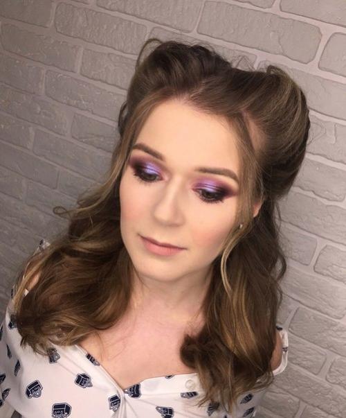 Дорогие девушки?  Я стилистом по прическам и визажистом являюсь. 03