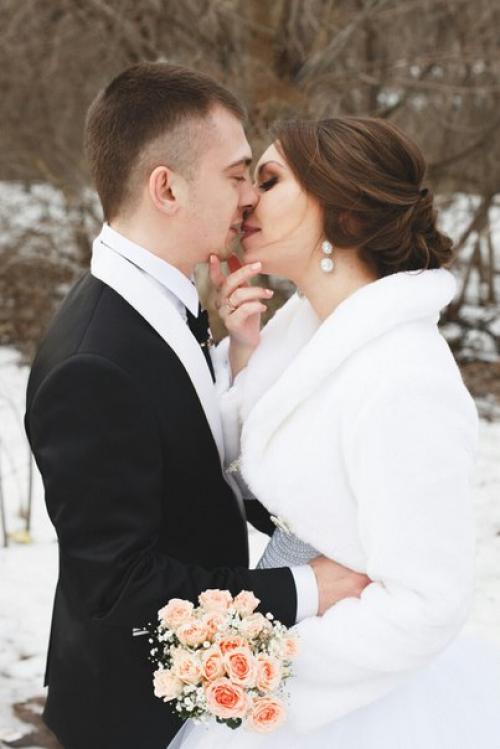 В эти выходные у нас с мужем был потрясающий день, где мы снова погрузились и вспомнили атмосферу нашей свадьбы? 02