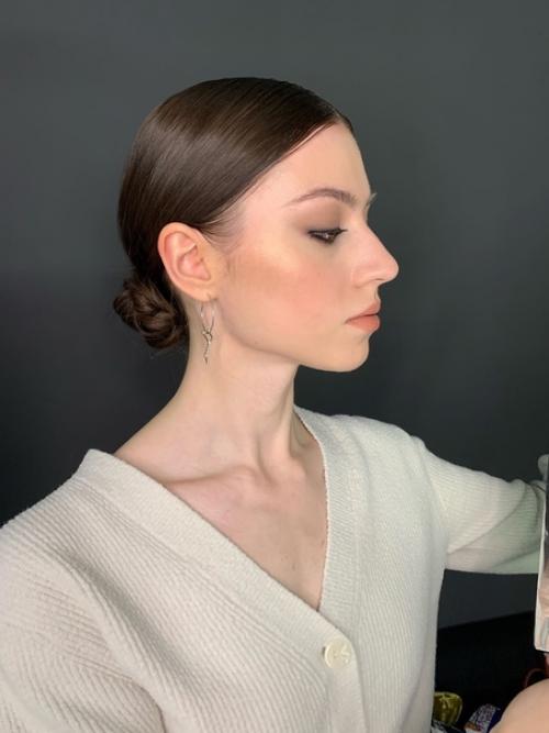 Долгое время от свадебных образов отказывалась. 01